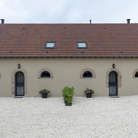 Gite Renove Avec Terrasse, Poele A Bois Et Wifi A Chapeau - Fr-1-489-79 Dış mekan fotoğraf