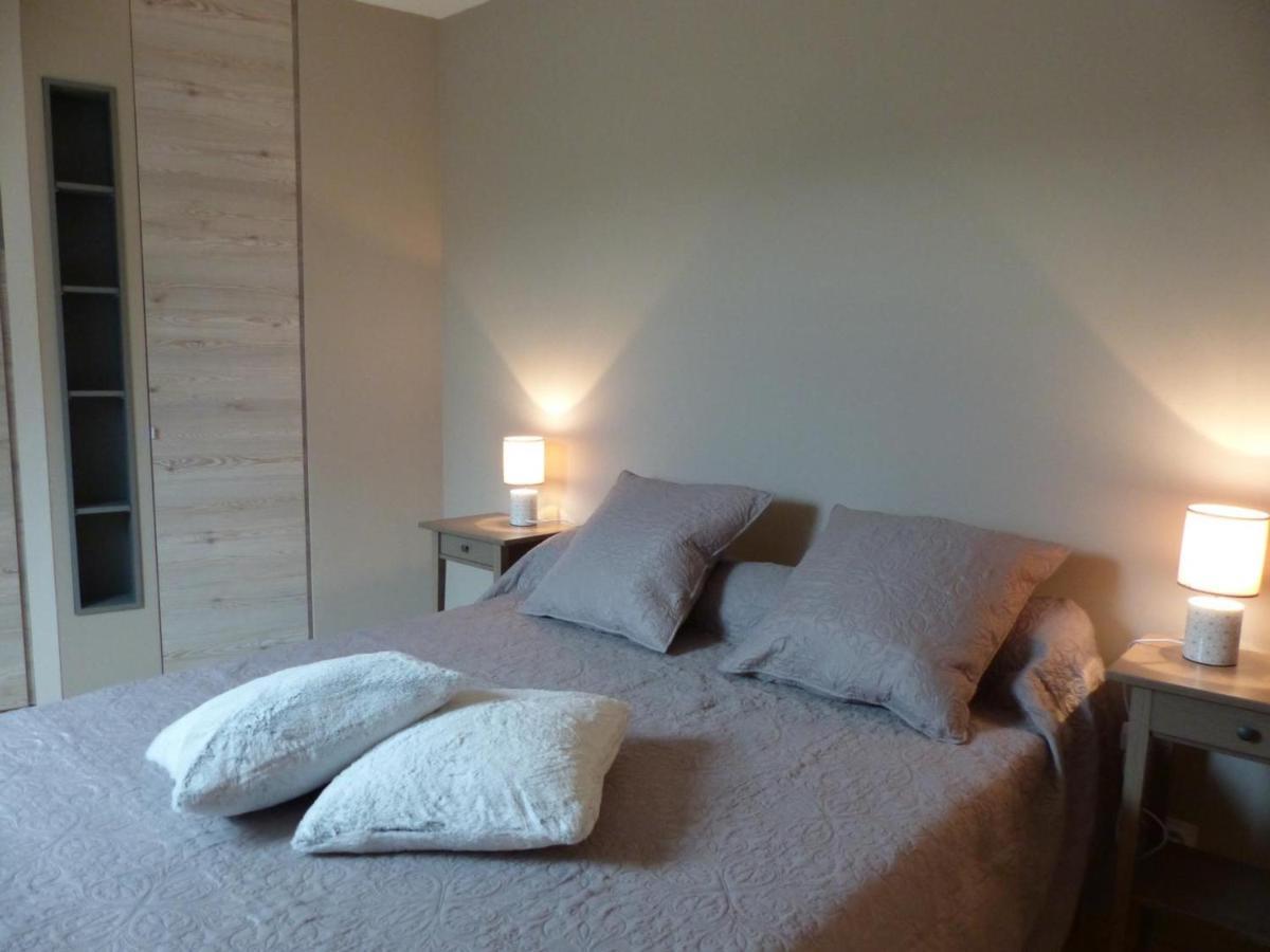 Gite Renove Avec Terrasse, Poele A Bois Et Wifi A Chapeau - Fr-1-489-79 Dış mekan fotoğraf