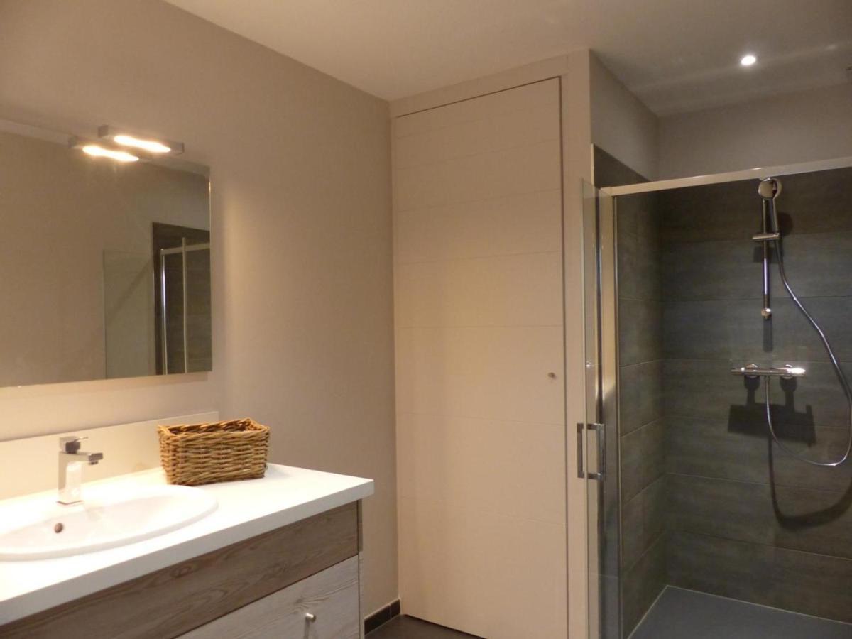 Gite Renove Avec Terrasse, Poele A Bois Et Wifi A Chapeau - Fr-1-489-79 Dış mekan fotoğraf