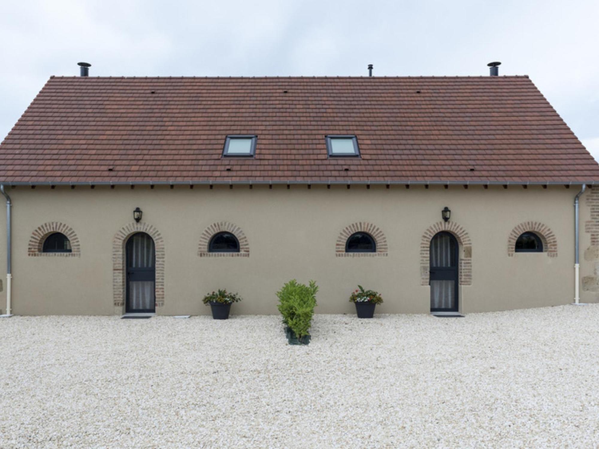 Gite Renove Avec Terrasse, Poele A Bois Et Wifi A Chapeau - Fr-1-489-79 Dış mekan fotoğraf